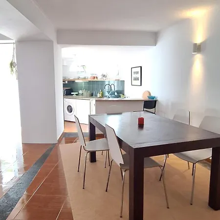 Daniel Chalet *